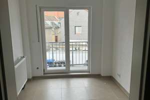 Luxuriöse 4-Zimmer Maisonette in Mainz-Kostheim mit Balkon – Die vollständige Adresse der Immobilie erhältst du vom Anbieter., 55246 Mainz-Kostheim, Wiesbaden – Vorschaubild 9
