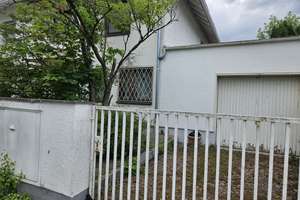 Viel Platz für Ihre Ideen: Geräumiges Doppelhaus in München Obermenzing – Die vollständige Adresse der Immobilie erhältst du vom Anbieter., 81247 Obermenzing, München – Vorschaubild 2