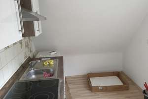 Zwei Zimmer Dachgeschoss  Wohnung in Offenbach-Rosenhöhein der Carl-Ulrich-Siedlung. – 63069 Vorderwald-Rosenhöhe, Offenbach am Main – Vorschaubild 7