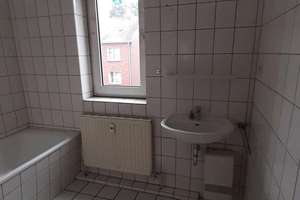 Beecker Straße 182 - 2 ZKB Wohnung im 2.OG nur mit Wohnberechtigungsschein !!! – Die vollständige Adresse der Immobilie erhältst du vom Anbieter., 47166 Alt-Hamborn, Duisburg – Vorschaubild 11