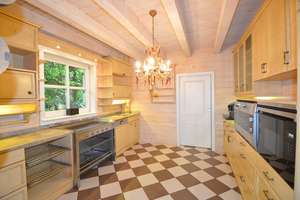 Schönes Landhaus mit klassischen Interieur in zentraler und idyllischer Lage von Pfarrkirchen – Die vollständige Adresse der Immobilie erhältst du vom Anbieter., 84347 Pfarrkirchen – Vorschaubild 8