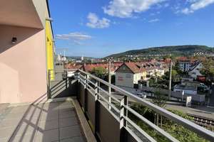 große Wohnung mit 3 SZ | sonniger Balkon | Einbauküche | Aufzug | TG – Abelsbergstraße 26D, 70190 Ostheim, Stuttgart – Vorschaubild 12