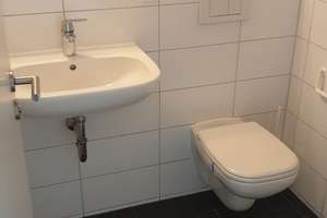 Studentenappartment mit Balkon und Pantryküche im UniFlora – Blumenstraße 14/14a, 93055 Ostenviertel, Regensburg – Vorschaubild 4