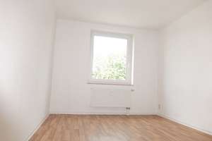 WG-taugliche Wohnung ... Bad mit Dusche ... 1. Obergeschoss – Clausstraße 108, 9126 Lutherviertel, Chemnitz – Vorschaubild 8