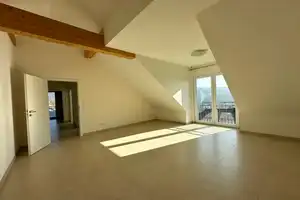 Modernisiertes & luxuriöses Haus mit 2 Wohneinheiten, 2 Einbauküchen, Kamin und Fernblick – Main-Taunus-Kreis – Vorschaubild 11