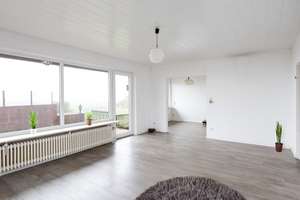 Einfamilienhaus mit 109 m² Wohnfläche, großem Grundstück und modernisierten Fenstern – Die vollständige Adresse der Immobilie erhältst du vom Anbieter., 25379 Herzhorn – Vorschaubild 10