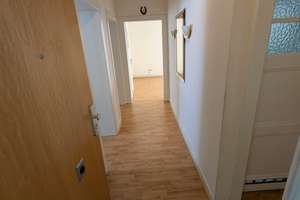 Lebendiges Viertel in Köln: 2,5-Zimmer-Wohnung mit Balkon – Alfterstraße 8, 50969 Zollstock, Köln – Vorschaubild 5