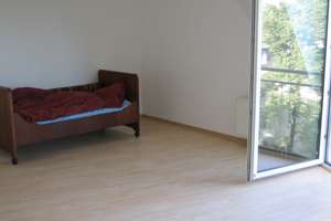 Charmante, ruhige DG-Studentenwohnung in Leipzig-Connewitz zu verkaufen. Jetzt besichtigen! – Die vollständige Adresse der Immobilie erhältst du vom Anbieter., 4277 Connewitz, Leipzig – Vorschaubild 3