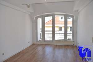 Architektonisch reizvolle, frisch renovierte Maisonettewohnung mitten in Reutlingen – Die vollständige Adresse der Immobilie erhältst du vom Anbieter., 72764 Reutlingen-Mitte, Reutlingen – Vorschaubild 3