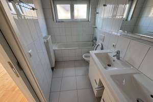 Willkommen- mit viel Licht und 2 Bäder – Die vollständige Adresse der Immobilie erhältst du vom Anbieter., 70374 Im Geiger, Stuttgart – Vorschaubild 9