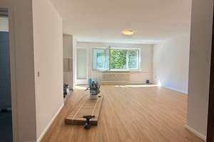 Berlin Tempelhof: 38,3qm Etw am Klarensee, Balkon, Aufzug, Keller, Garten