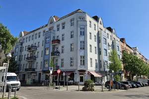Altbauwohnung in bester Lage!