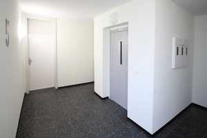 TOP-Lage, helle u. freundliche 3 ZKB Wohnung mit verglastem Balkon und Küche – Wildrosenallee 4, 57078 Siegen-Wittgenstein (Kreis) – Vorschaubild 5