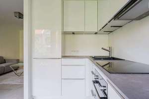 Zentral gelegene, sanierte City-Wohnung mit separatem Tiefgaragenplatz – Top-Lage nahe Steinplatz, s – Die vollständige Adresse der Immobilie erhältst du vom Anbieter., 10623 Charlottenburg, Berlin – Vorschaubild 7