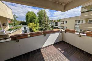 GROSSER BALKON MIT BLICK INS GRÜNE - ZUM SELBSTGESTALTEN - NÄHE PARK AM TELTOWKANAL – 12207 Lichterfelde, Berlin – Vorschaubild 14