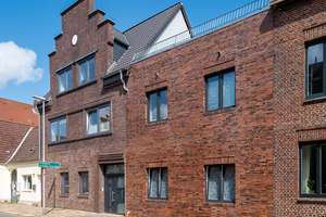 Historisch und modern optimal kombiniert: Anlageobjekt mit 7 Wohnungen nahe Husumer Schloss. – Die vollständige Adresse der Immobilie erhältst du vom Anbieter., 25813 Husum – Vorschaubild 3