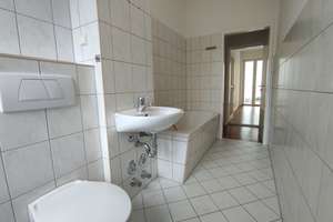 3-room apartment in an older building with a sunny balcony – 0178-8236274 – Die vollständige Adresse der Immobilie erhältst du vom Anbieter., 10243 Friedrichshain, Berlin – Vorschaubild 8
