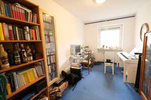 3-Zimmerwohnung in toller und ruhiger Lage von Zerzabelshof - Balkon und Einbauküche vorhanden – Nürnberg – Vorschaubild 13
