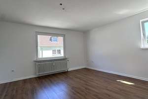 Frisch renovierte 2,5 Raum-Wohnung in Oberhausen-Dümpten – Feldmannstr. 85, 46045 Dümpten, Oberhausen – Vorschaubild 8