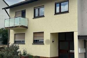 Attraktives Mehrfamilienhaus mit Mieteinnahmen in ruhiger Lage