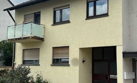 Attraktives Mehrfamilienhaus mit Mieteinnahmen in ruhiger Lage