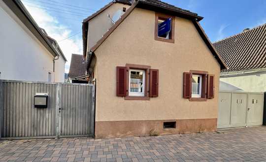 Tradition trifft Potenzial - Kompaktes Einfamilienhaus mit Hof, Garten, Scheune und Ausbaupotenzial!