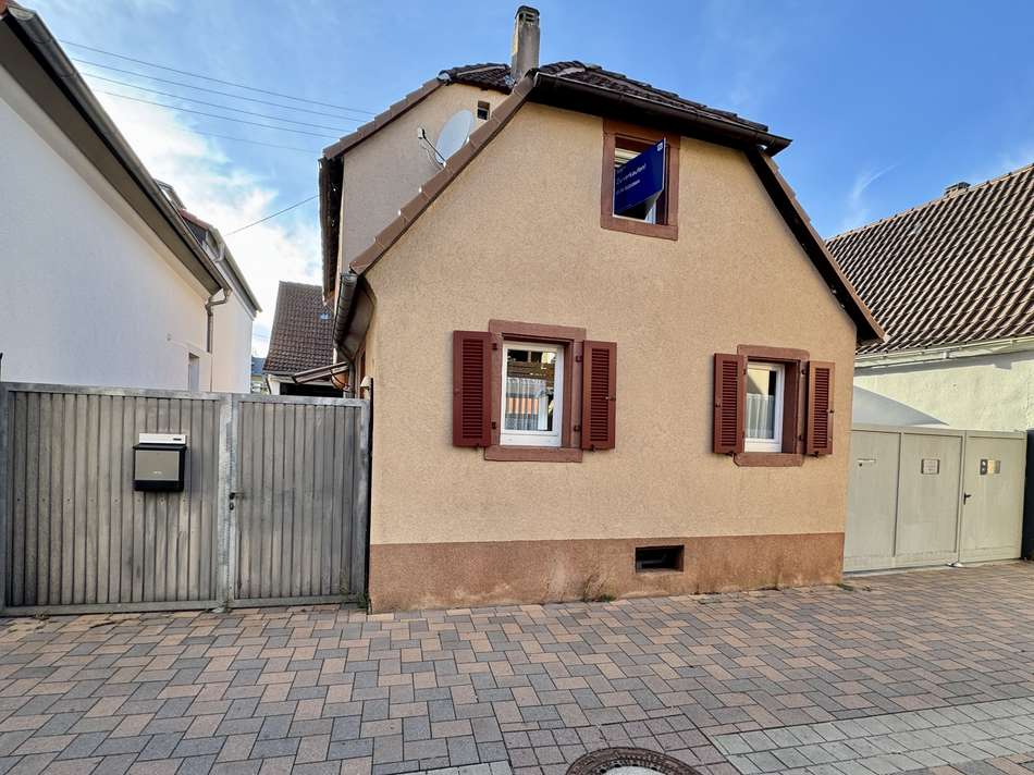 Straßenansicht