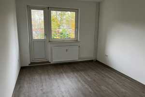 Neue Wohnung, neues Glück! Günstige 3-Zimmer-Wohnung – Hegeweg 25, 28779 Bremen – Vorschaubild 4