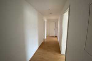 Charmante 3-ZKB Wohnung in Top Innenstadtlage – Rheinstr. 60, 65185 Wiesbaden – Vorschaubild 3