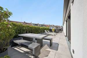 Exklusives Penthouse in erstklassiger Hofgartenlage
