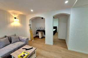 hochwertig 2 Zi. Whg. ca. 41 m², voll möbliert, Erstbezug nach Vollsanierung, Fussbodenheizung, n... – Hohewartstr. 33, 70469 Stuttgart – Vorschaubild 1