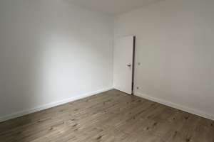 Frisch sanierte 2 Zimmer Wohnung – Karl-Anton-Str. 35, 40211 Stadtmitte, Düsseldorf – Vorschaubild 2