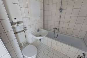 Gut geschnittene 3-Zimmer-Wohnung mit BALKON, Badewanne und EBK – Bernhard-Kellermann-Str. 19, 39120 Leipziger Straße, Magdeburg – Vorschaubild 11