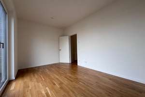 *Treppenmuffel aufgepasst - helle Erdgeschosswohnung direkt am Wasser* – Heidestraße 21, 10557 Moabit, Berlin – Vorschaubild 7