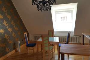MGK bietet Hannover: Altbauwohnung - gut geschnittene Dachgeschosswohnung im Zentrum – 30159 Mitte (Ortsteil), Hannover – Vorschaubild 2