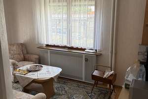 Von Privat! Frankfurt-Goldstein: Haus mit Potential auf Erbpacht-Grundstück m. Garage & Stellplätzen – 60529 Schwanheim, Frankfurt am Main – Vorschaubild 9