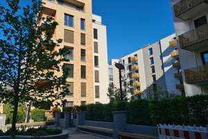 Frankfurt-Gallusviertel, neuwertige 2-Zi.-ETW mit Loggia