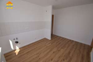 Lichtdurchflutet Wohnung mit Balkon & Einbauküche! – Hofer Straße 34, 9224 Mittelbach, Chemnitz – Vorschaubild 12