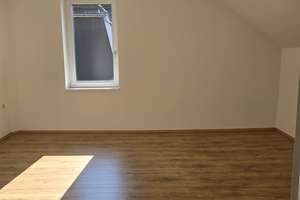 Vollständig renovierte 3 Zimmer Wohnung in Lütgendortmund mit Balkon