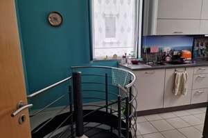 Vielseitiges Mehrfamilienhaus mit großem Grundstück, Garten, Garage und Feriennutzung – 8262 Hammerbrücke – Vorschaubild 3