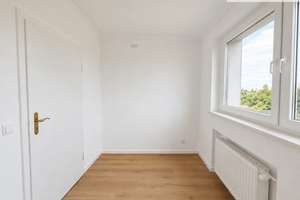 *WIR RENOVIEREN FÜR SIE* - 2 Zimmer Apartment mit Balkon in DU Meiderich! – Siegfriedstr. 30, 47137 Mittelmeiderich, Duisburg – Vorschaubild 6