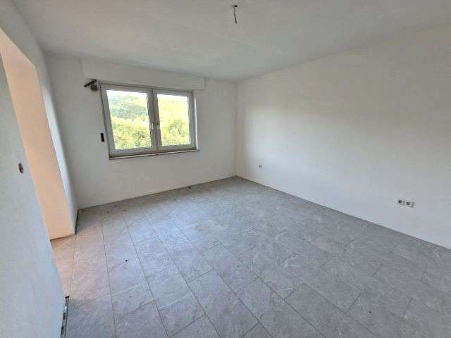 Immobilie in Schalksmühle - Charmantes Haus sucht Sie.
Einfamilienhaus mit Option für zwei Wohnungen!
 - Bild 0