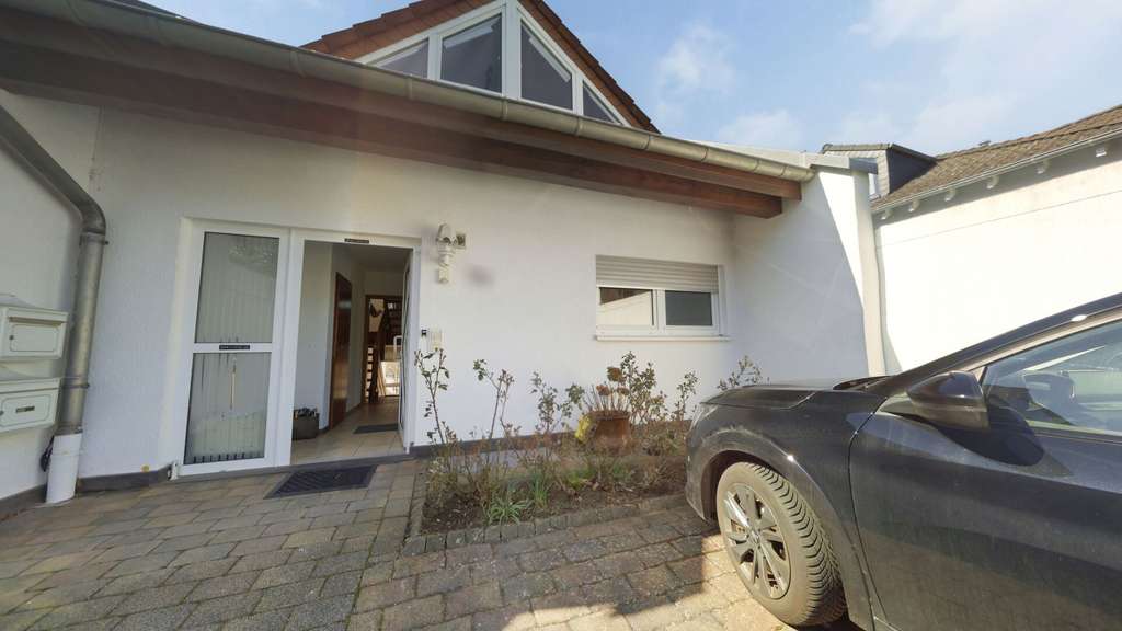 Immobilie in Daun - Gepflegtes Reihenendhaus in ruhiger Wohnlage der Gemeinde Daun-Pützborn - Bild 2