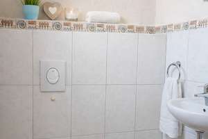 Gepflegtes Reihenmittelhaus in Düsseldorf-Wittlaer – Die vollständige Adresse der Immobilie erhältst du vom Anbieter., 40489 Wittlaer, Düsseldorf – Vorschaubild 6