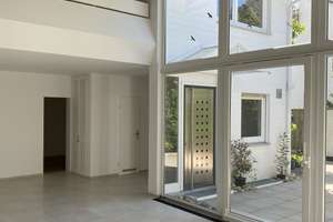 Saniertes DHH mit Dachterrasse mit Fernblick  – Die vollständige Adresse der Immobilie erhältst du vom Anbieter., 65205 Nordenstadt, Wiesbaden – Vorschaubild 1