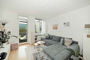 Charmante 2-Zimmer Wohnung mit Balkon im 2. OG in München-Bogenhausen – Daphnestraße 18, 81925 Parkstadt, München – Vorschaubild 3