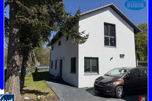 Modernes Einfamilienhaus - neuwertig, familienfreundlich, energieeffizient