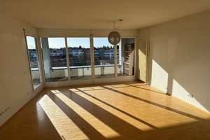 "Perfekt für Bestager - Sehr  helles Penthouse mit Blick auf die Schwäbische Alb" – Die vollständige Adresse der Immobilie erhältst du vom Anbieter., 70569 Lauchäcker, Stuttgart – Vorschaubild 3