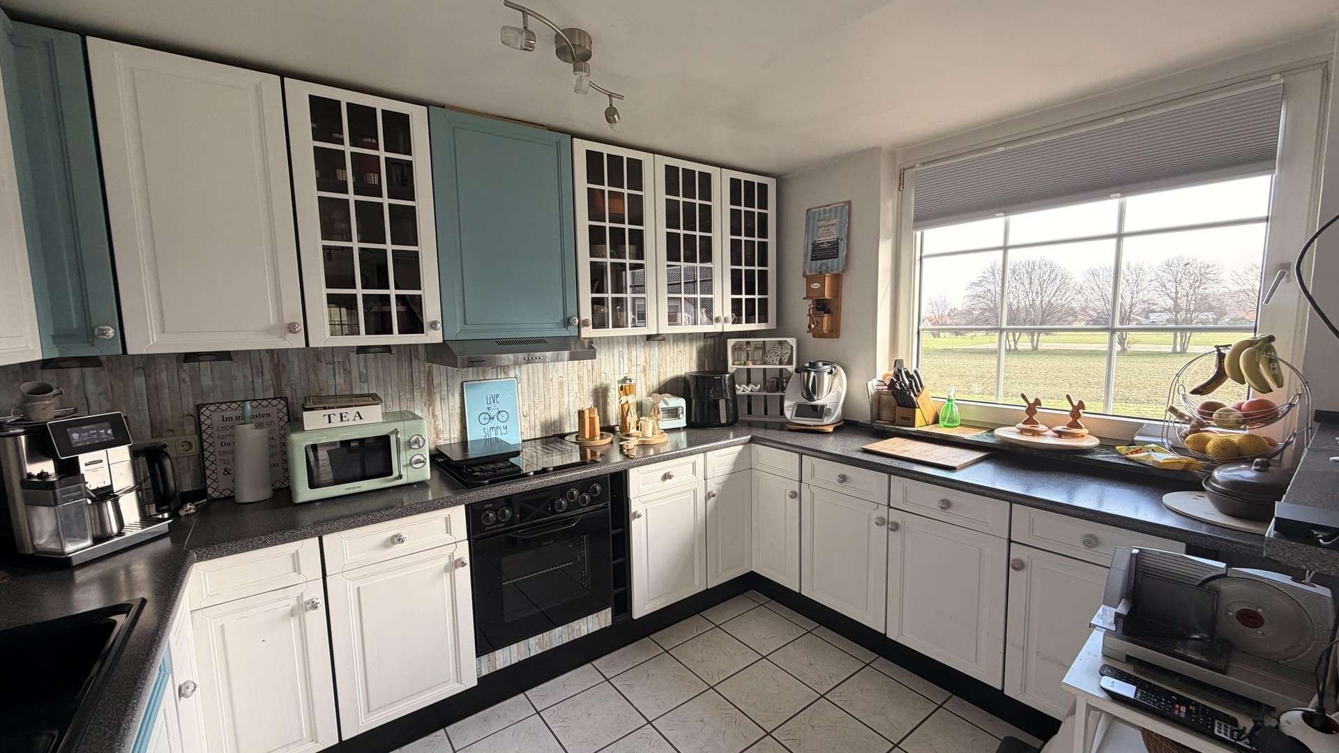 Immobilie in Hille - Großzügiges Haus - ideal für Familien, Mehrgenerationen oder Wohnen und Arbeiten unter einem Dach - Bild 2