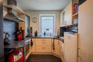 Erdgeschosswohnung mit großem Garten, sonniger Terrasse und zwei Tiefgaragenstellplätzen – Die vollständige Adresse der Immobilie erhältst du vom Anbieter., 90768 Dambach, Unterfürberg, Fürth – Vorschaubild 5